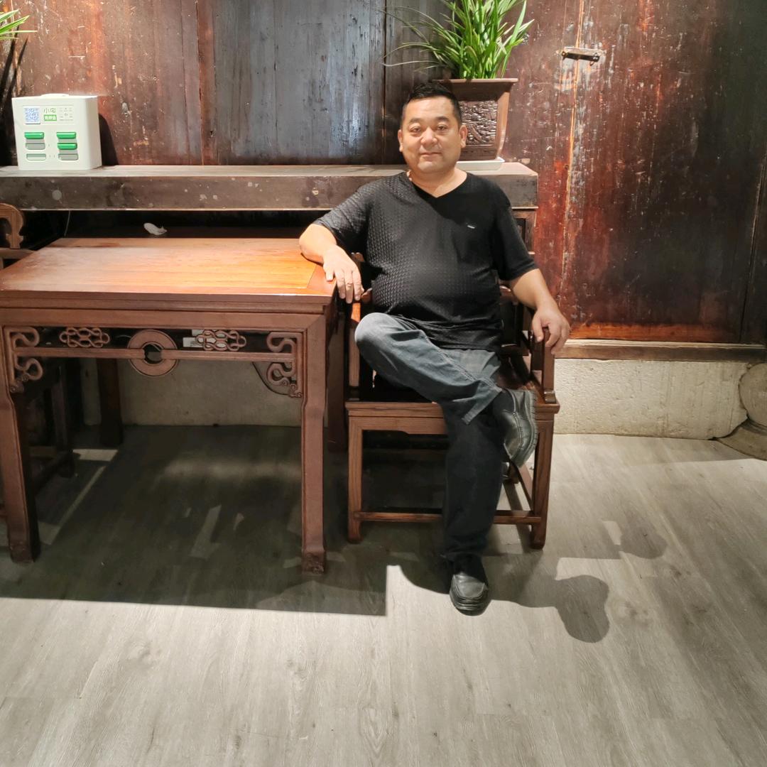 老满哥