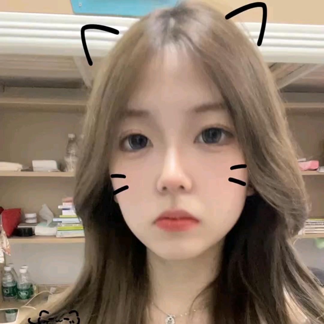 爱吃香菜₍˄·͈༝·͈˄*₎◞ ̑̑