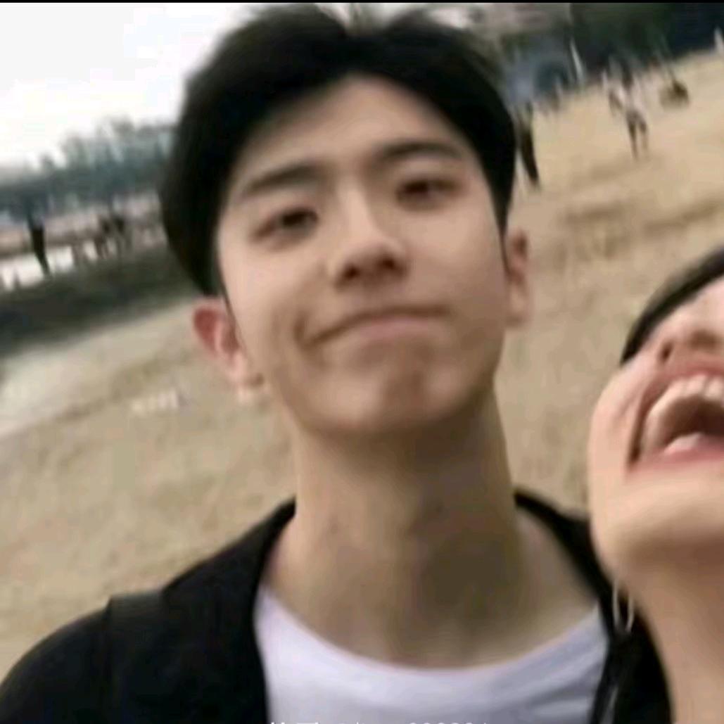 ༺༃曲༒扎་༃༻