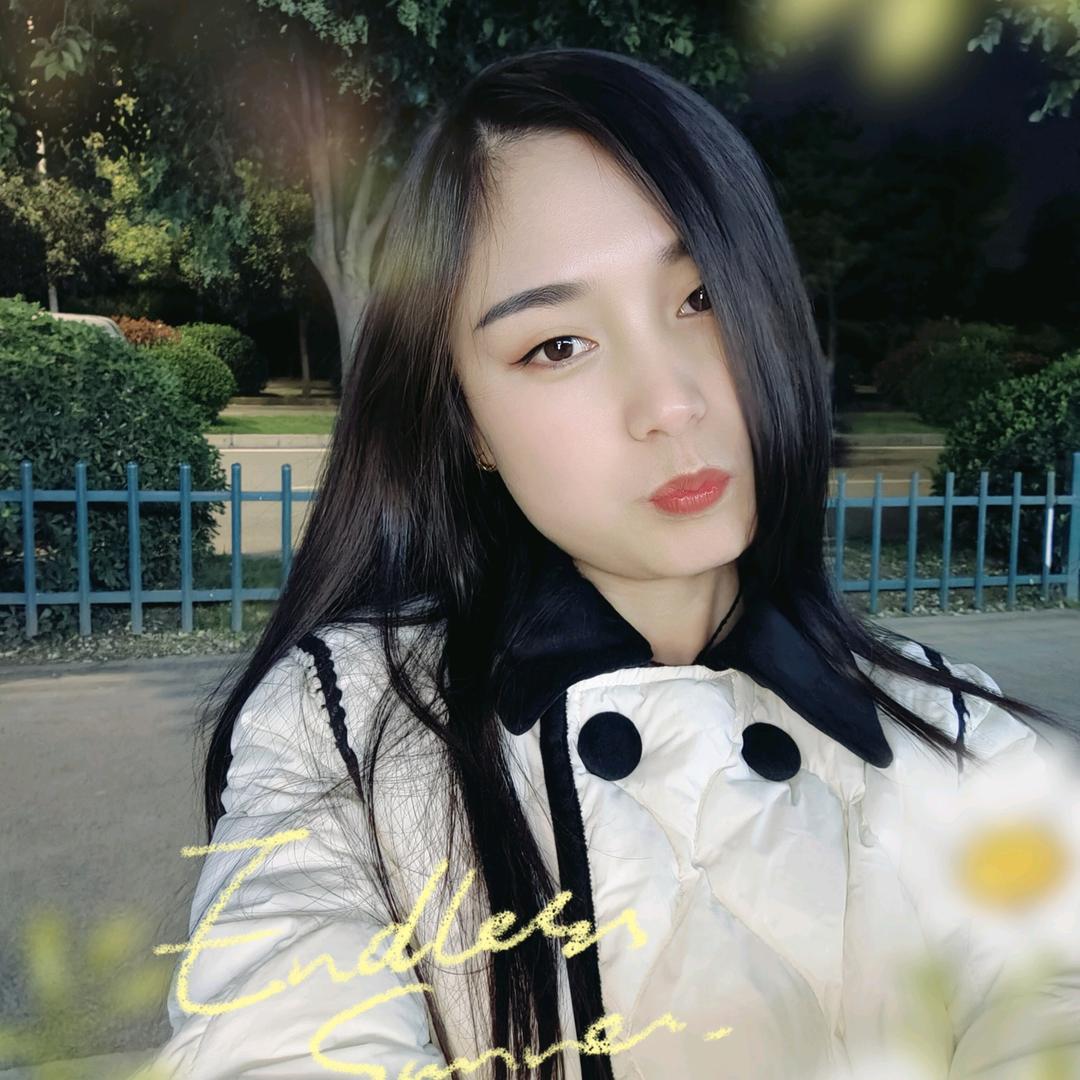 丫 头🌻