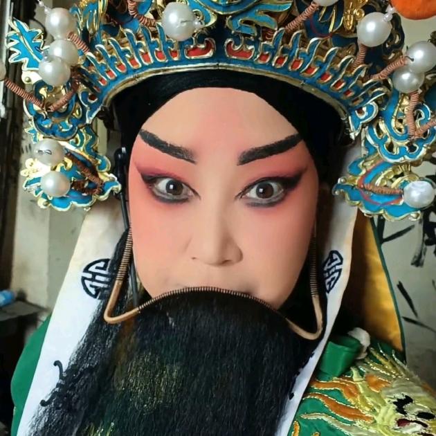 丁派再传侯军琴，顺心如意，琴音吉祥！