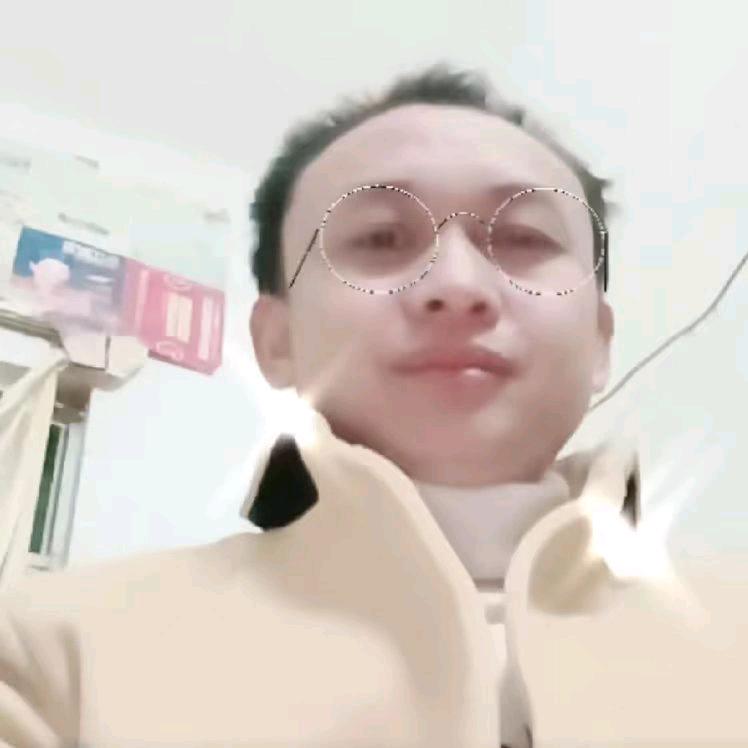 快乐小哥岑