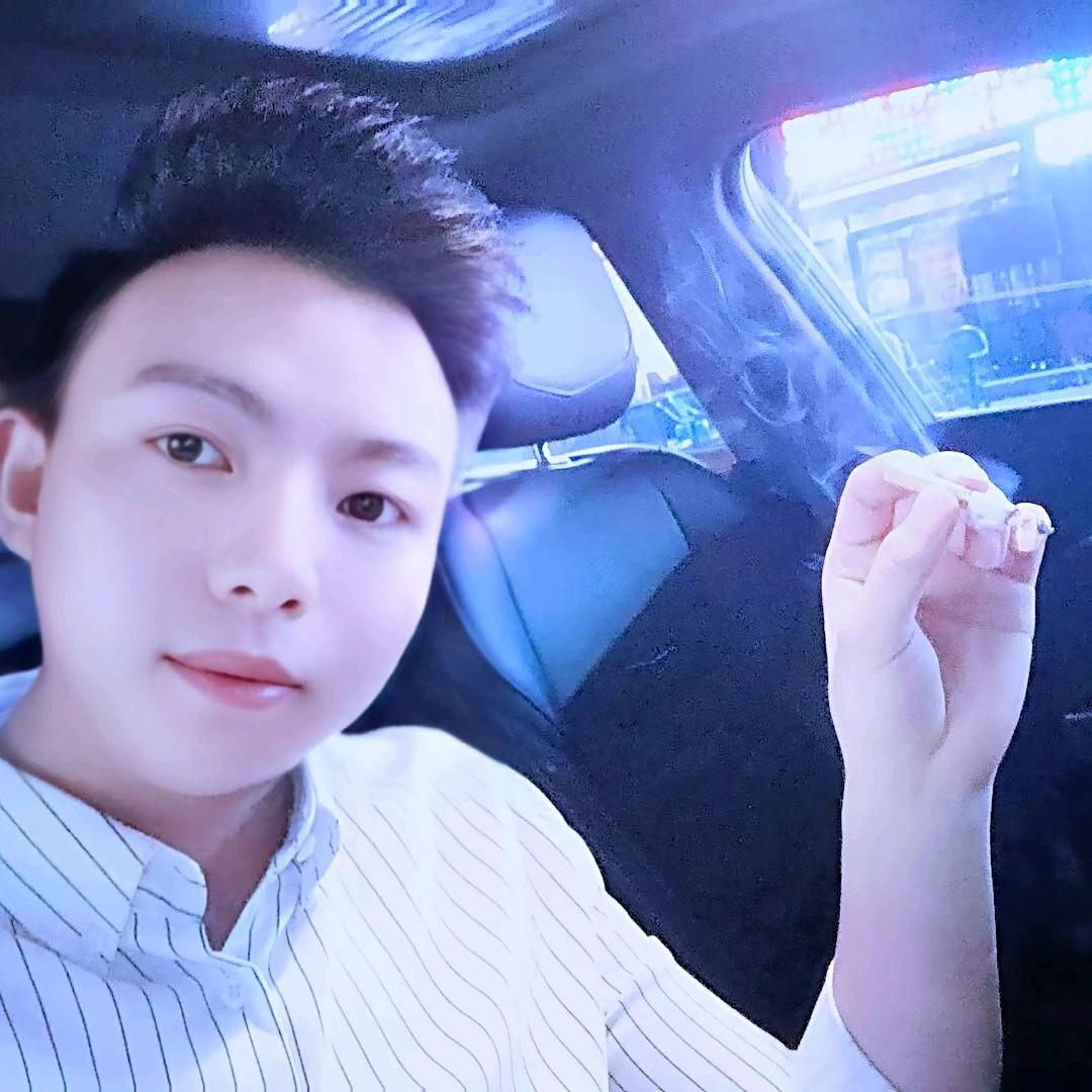 @华子