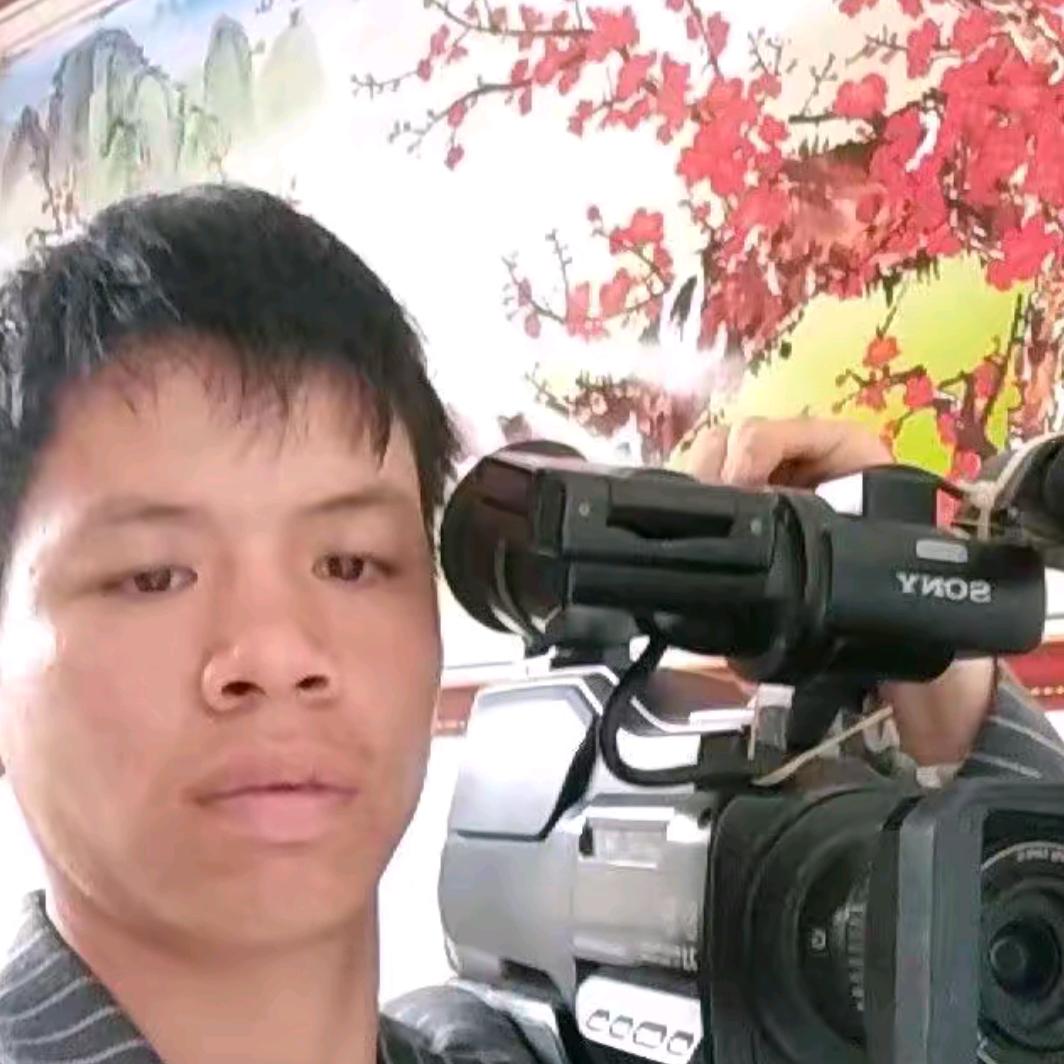 程式员:陈艺成