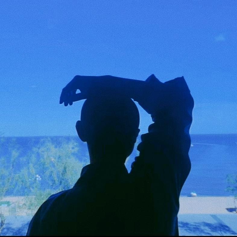 灿师的喃喃语