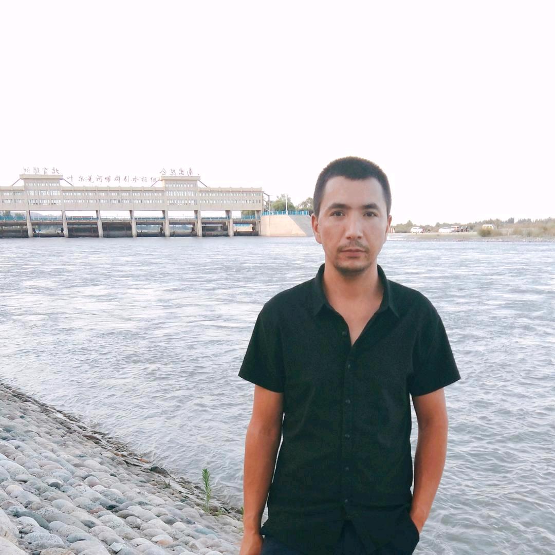 ablajan-歌手