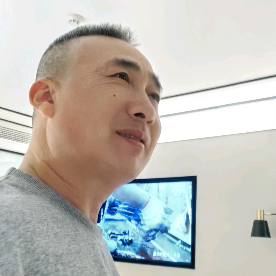 勇哥🇨🇳