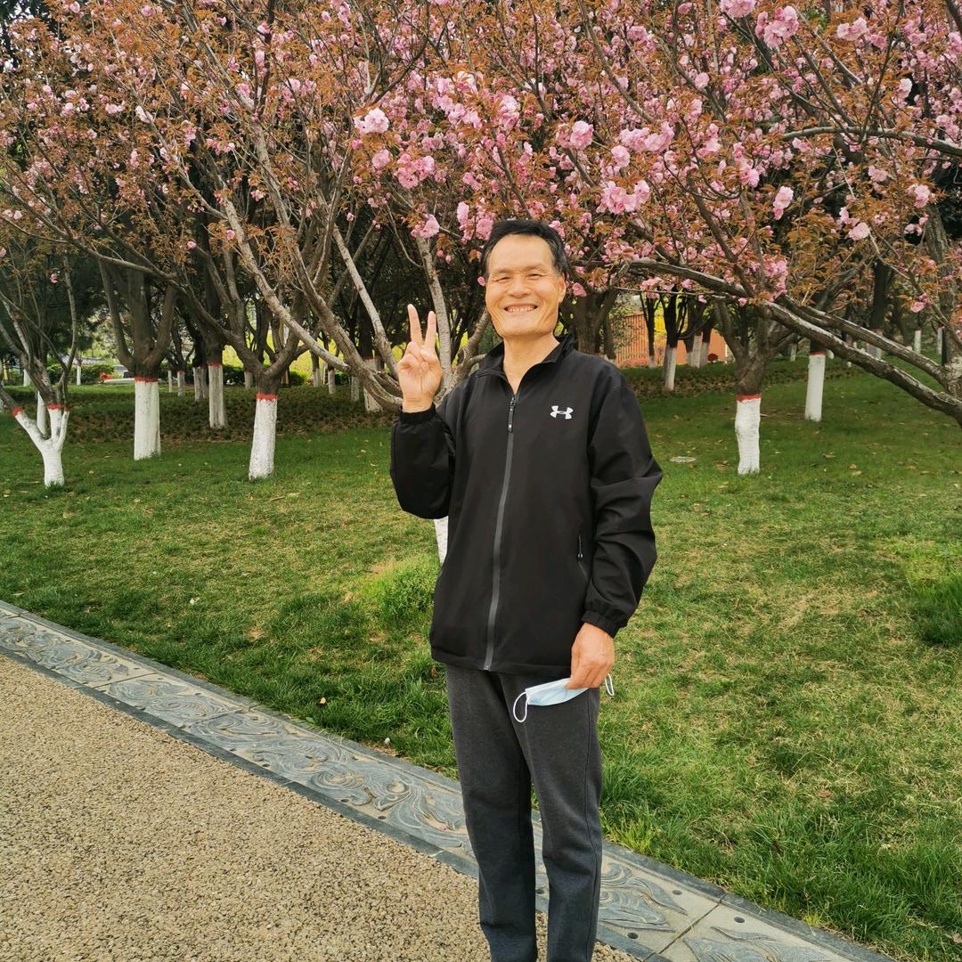 相亲相爱一家人