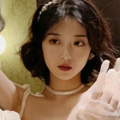 优雅的水晶蒋子