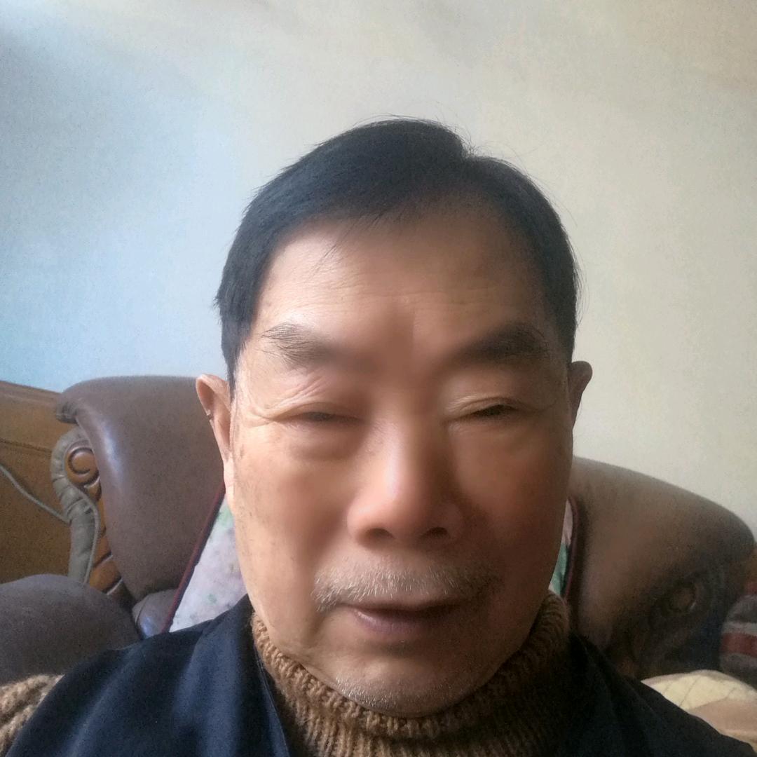 张世富