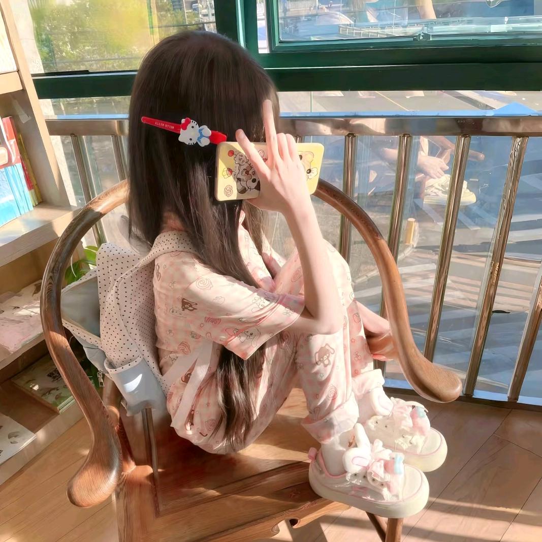 黎芊桉助理.桑瑜