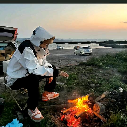 🕊꧔ꦿ半条咸鱼