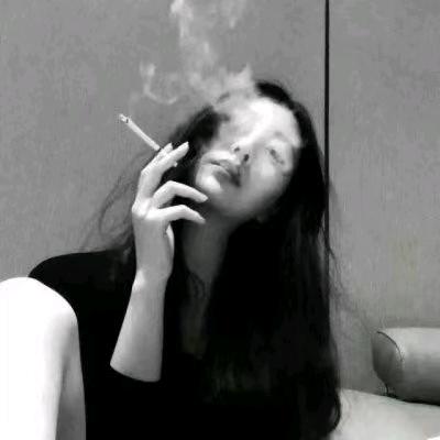 大厚嘴唇