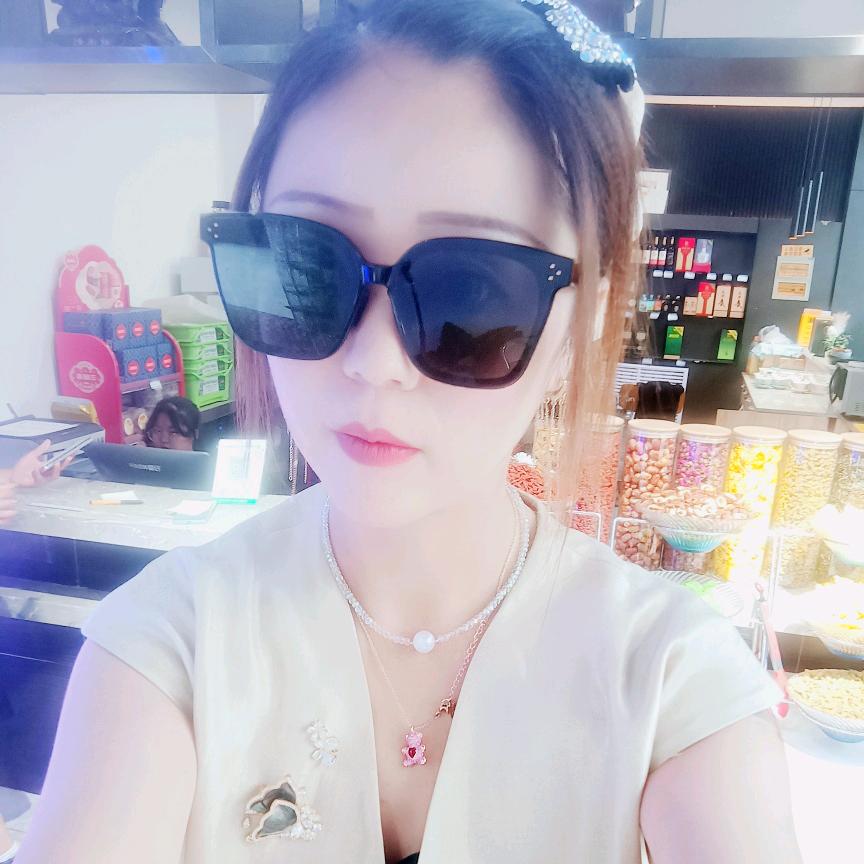 开挂哒🍼冰激凌🌈