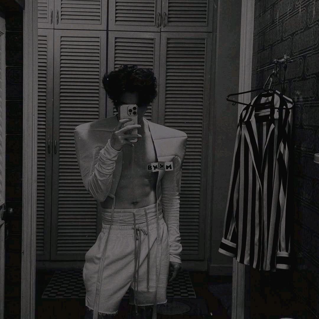 辣薇薇的鲸鱼🐋