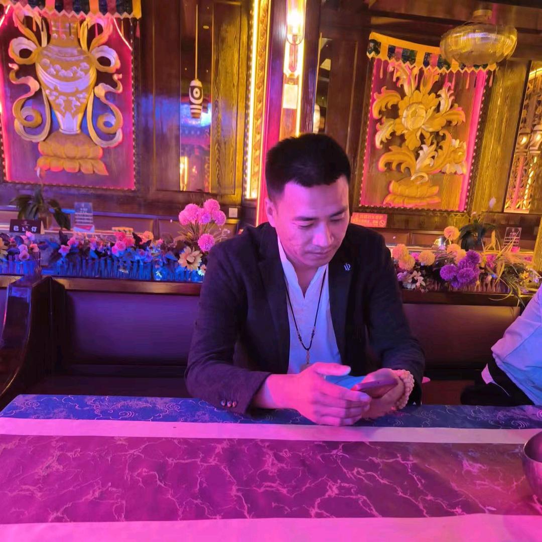 成都二配哥彭亮