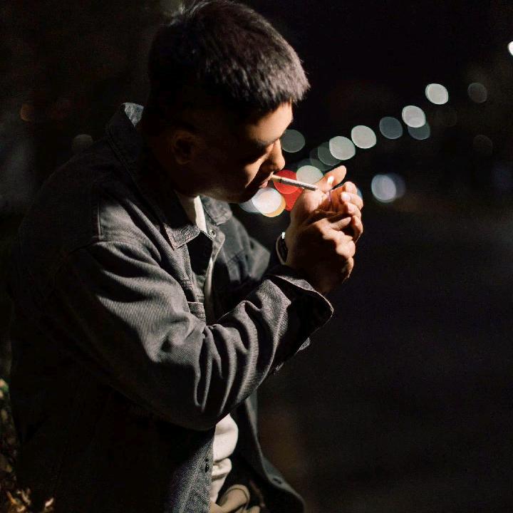 爱旭哥，爱生活。