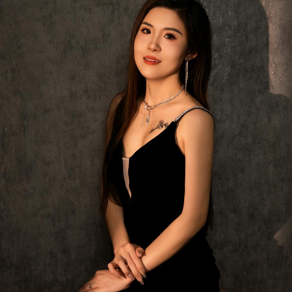 女王小艳艳💋