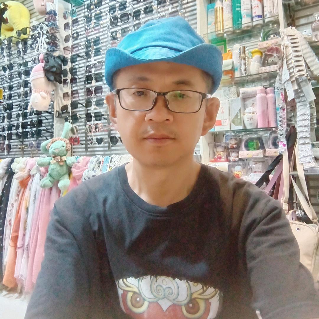 眼镜   晚8:40