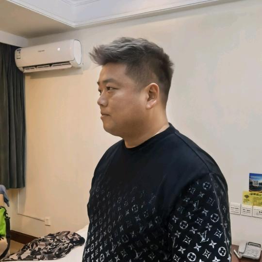阿哲带你看世界