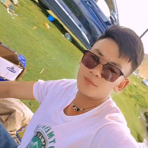 ꧁谢雄多吉꧂∗︎˚