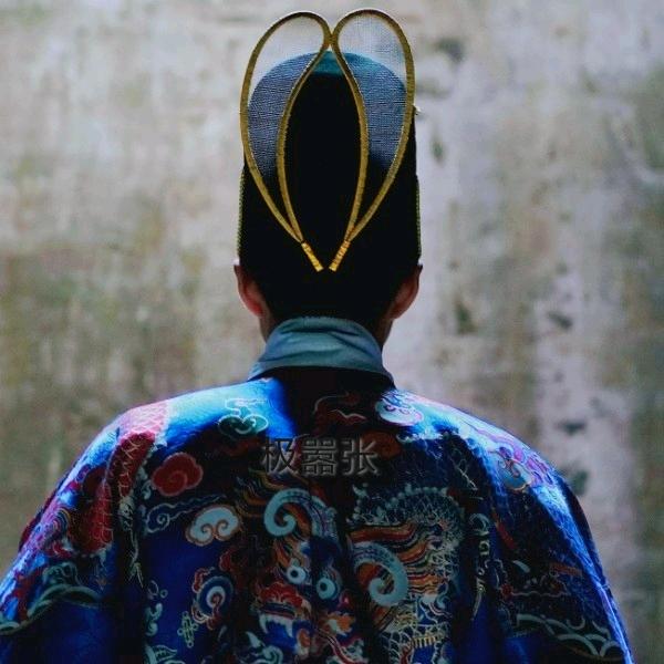 极嚣张