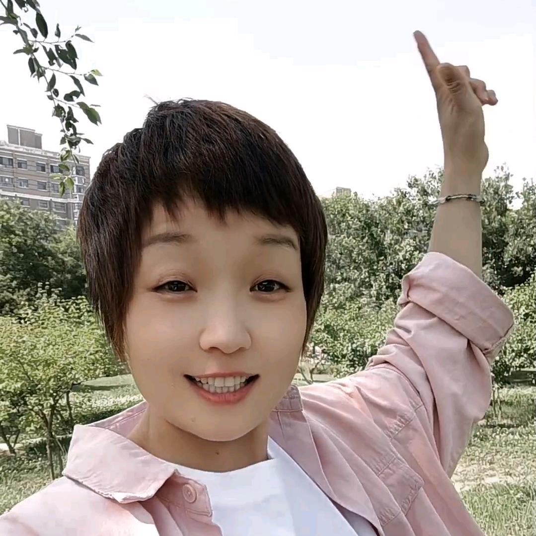 柒月