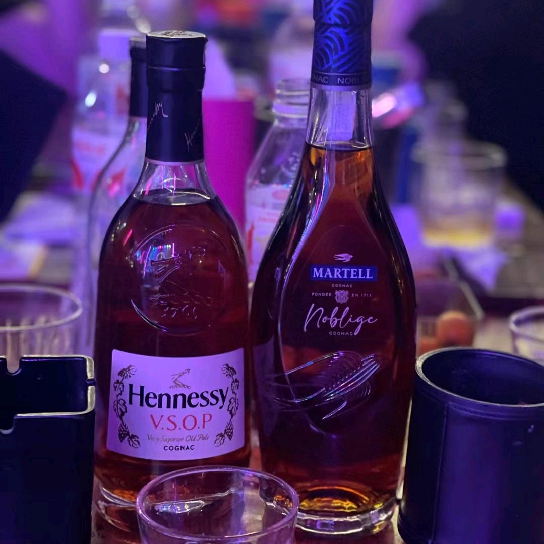 不必在乎我是谁