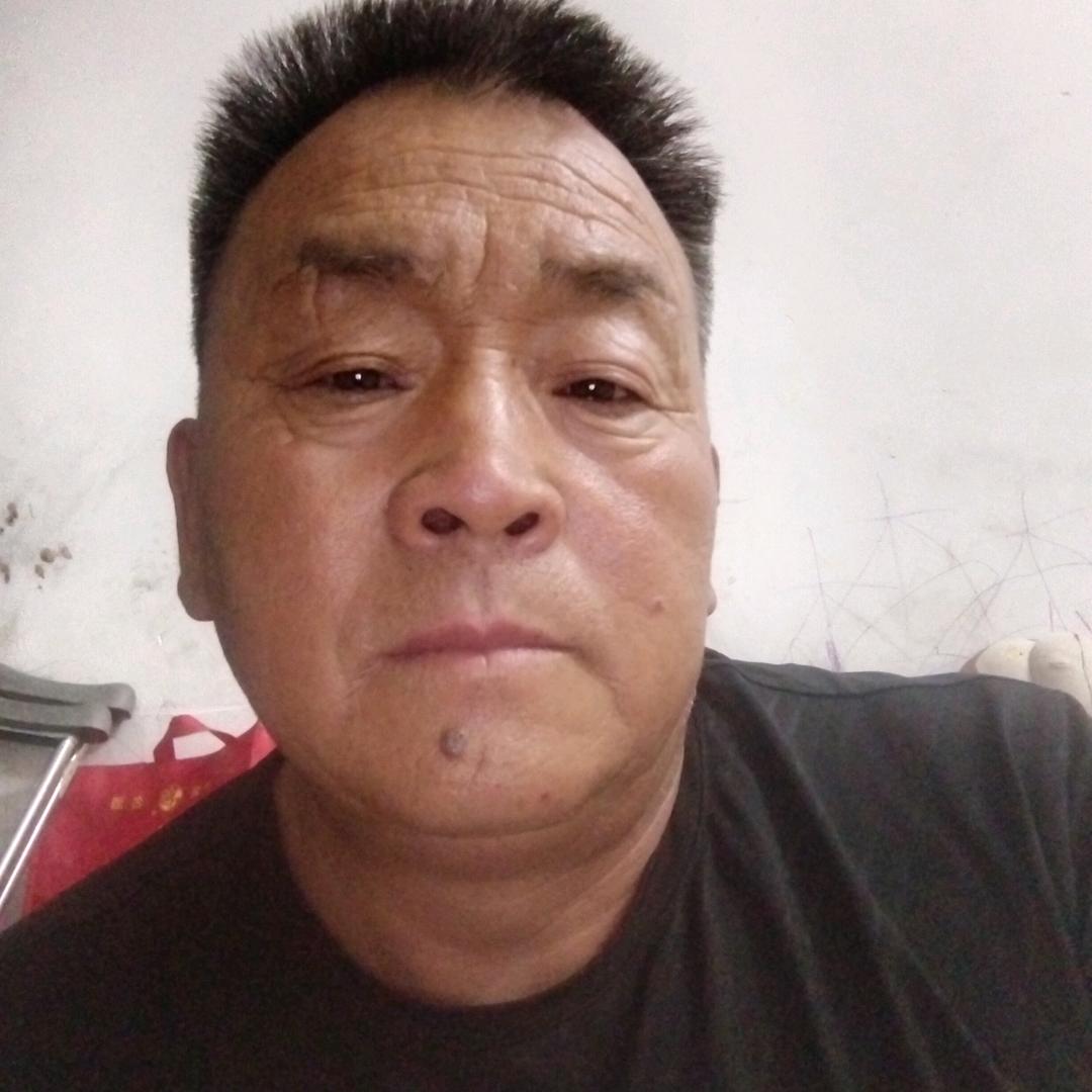 庄里人<