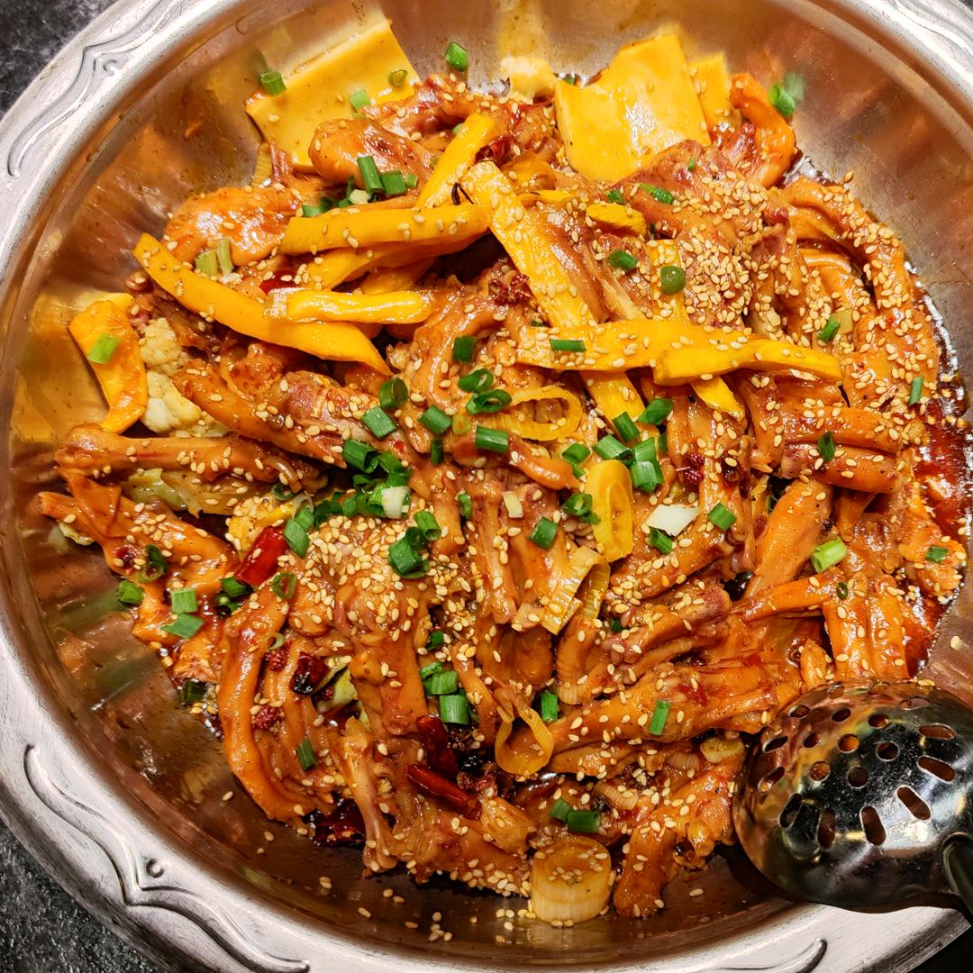 杨大师鸭爪爪特色干锅宝坻泰富橄榄树店