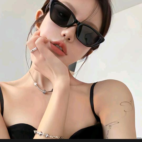 A  ❤️   QIAN  宝
