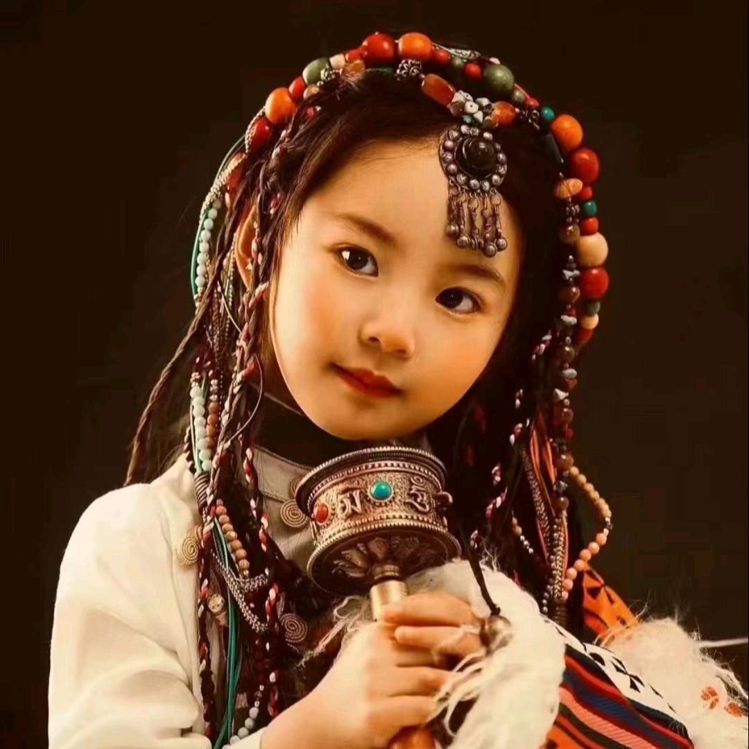 开心女孩😄