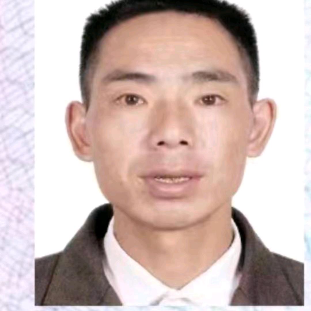 木工师傅马启平