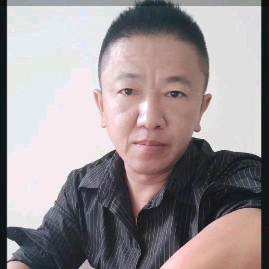 俊磊石雕刻