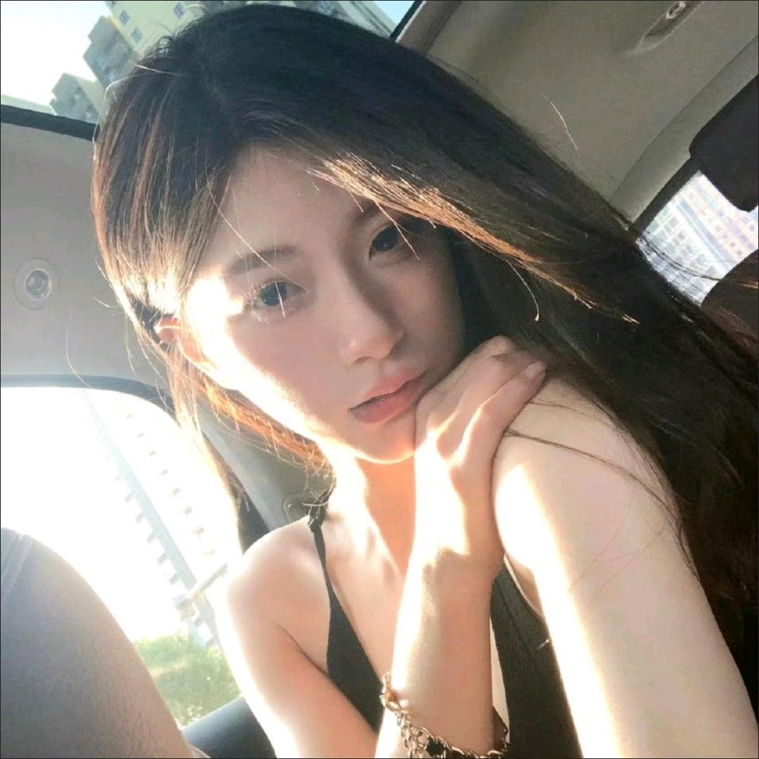 不抽烟不喝酒的小美