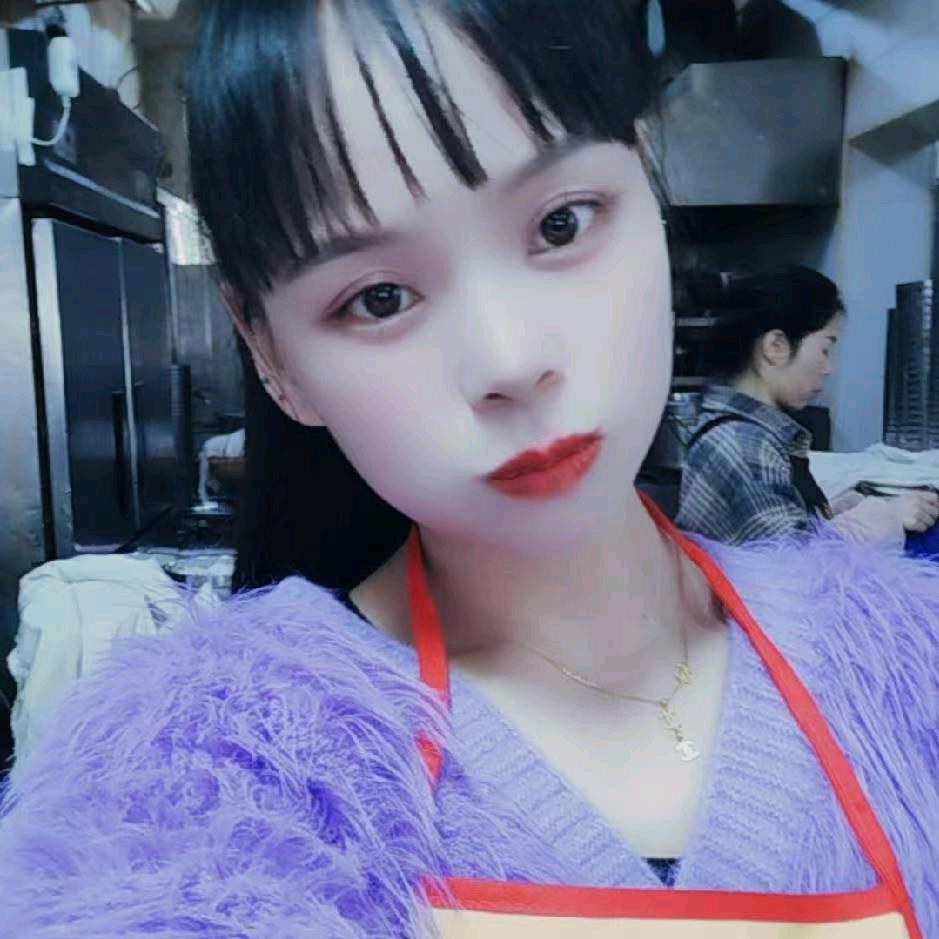 离我远一点好吗？