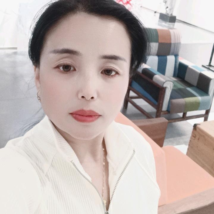 龙龙妈（龙小弟鸭货）