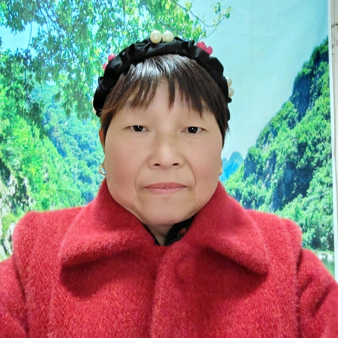 秀花：每晚（7：10）开播
