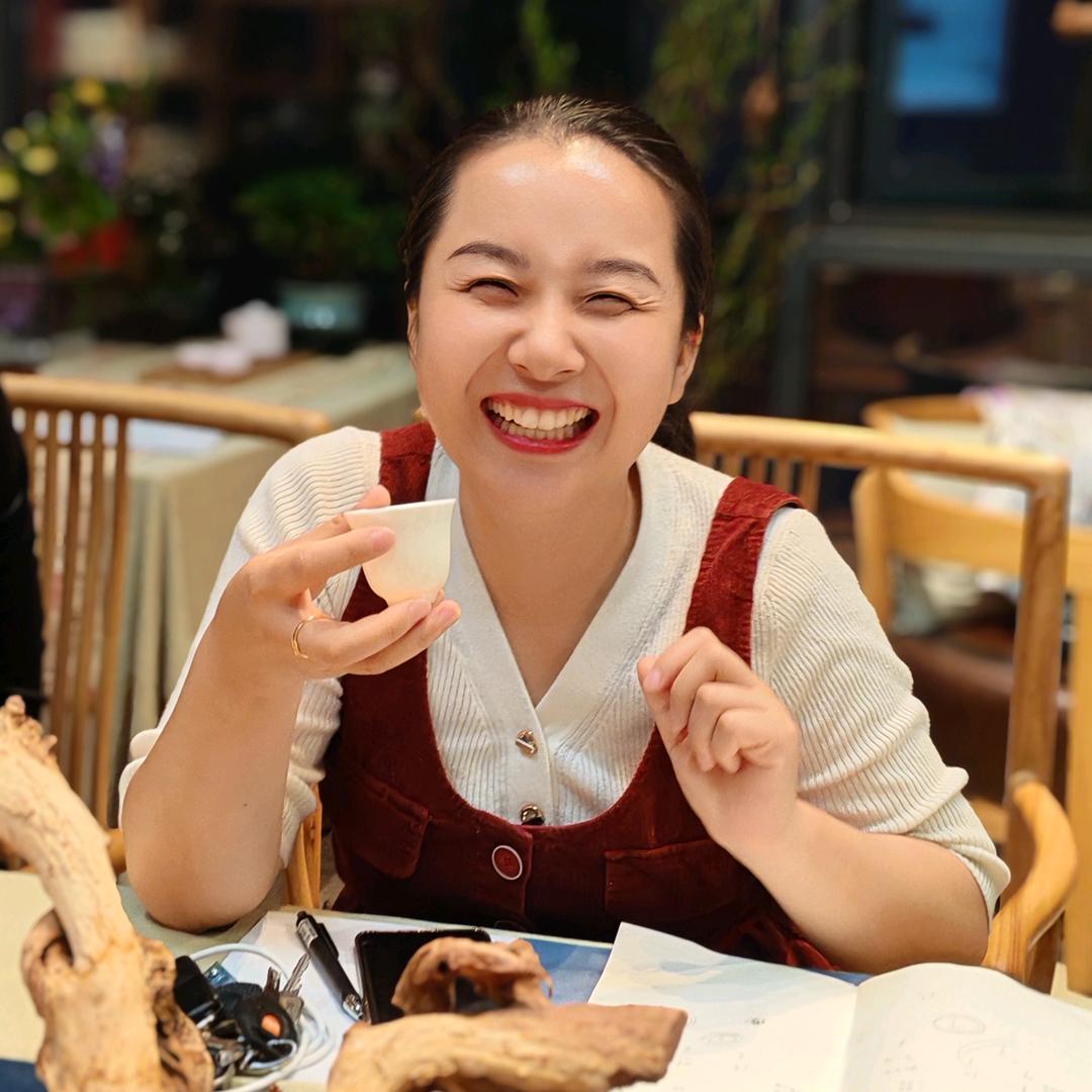爱笑的姜婷（茉莉花茶）