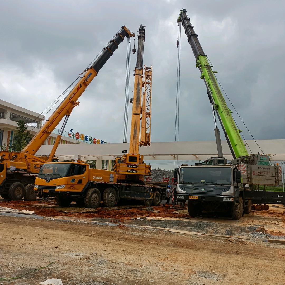 马龙区憨憨吊车随车吊出租