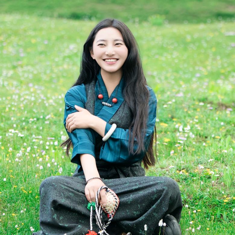 确姆
