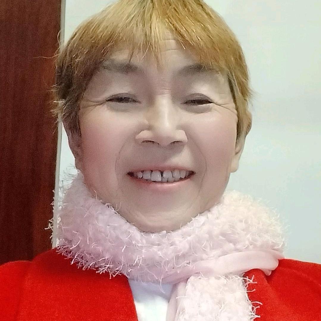 泥溪，小何
