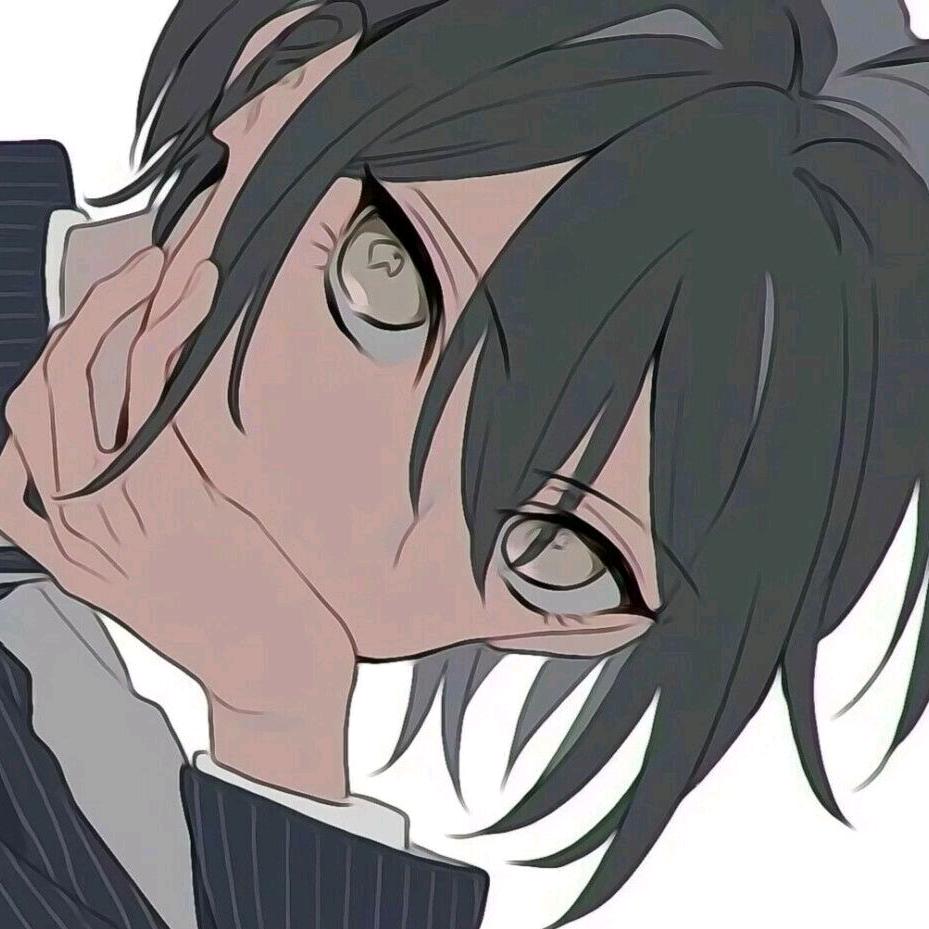 泠鸢