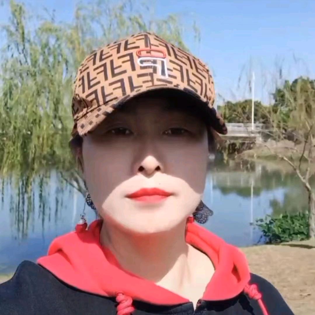 大自然地板寇姐