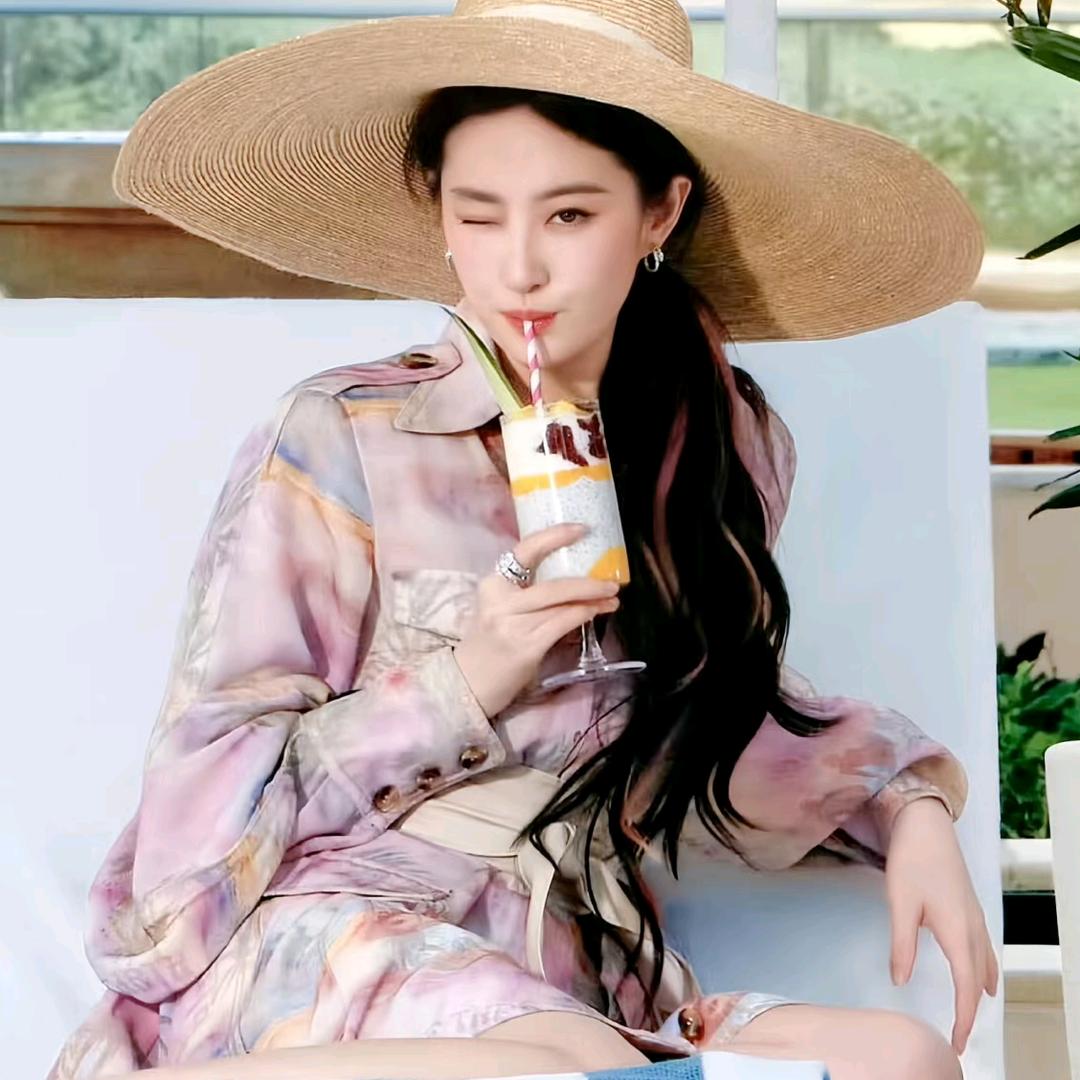 Julie爱吃鱼