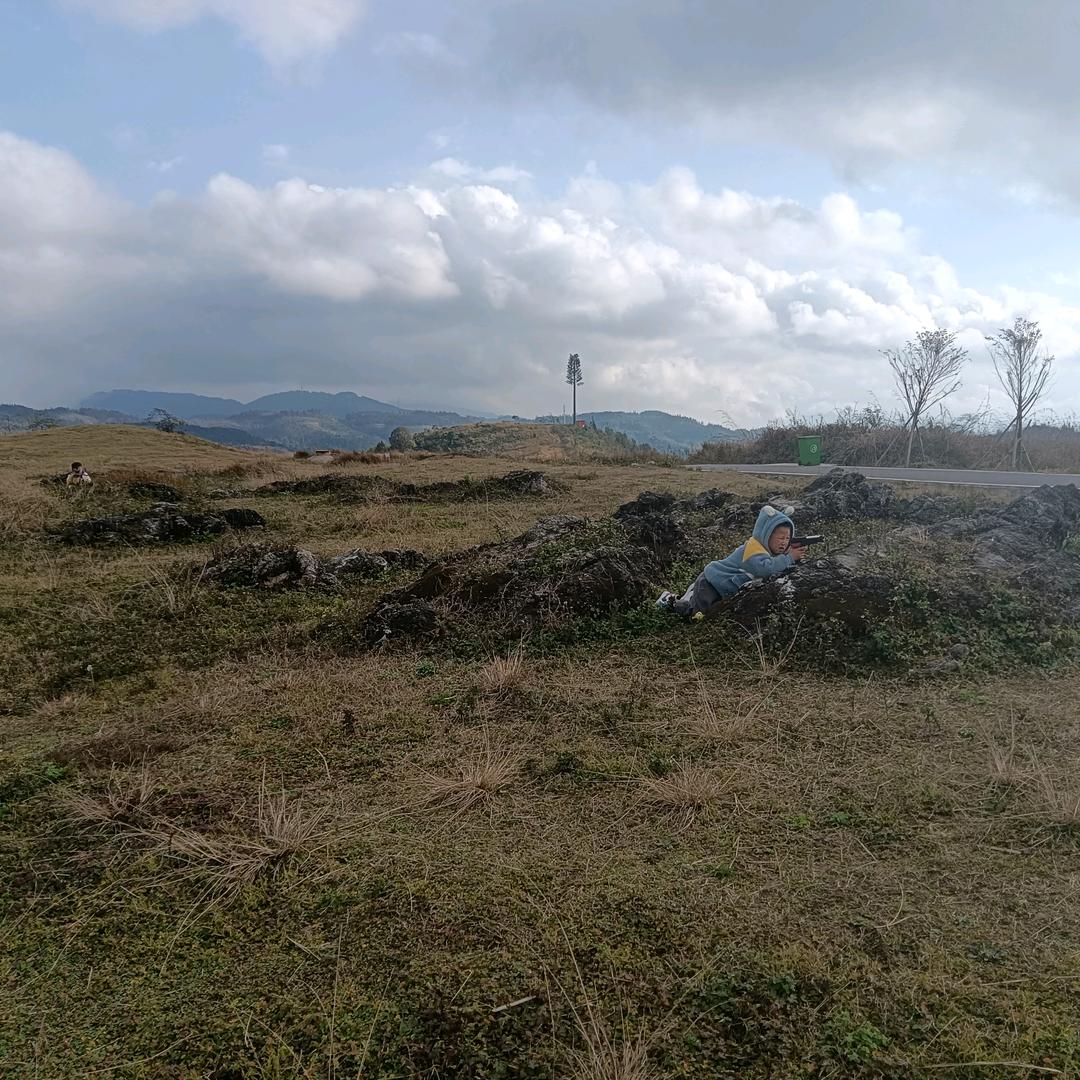 ღ 小*:ஐ脆٩(๑´ᵕ`)۶