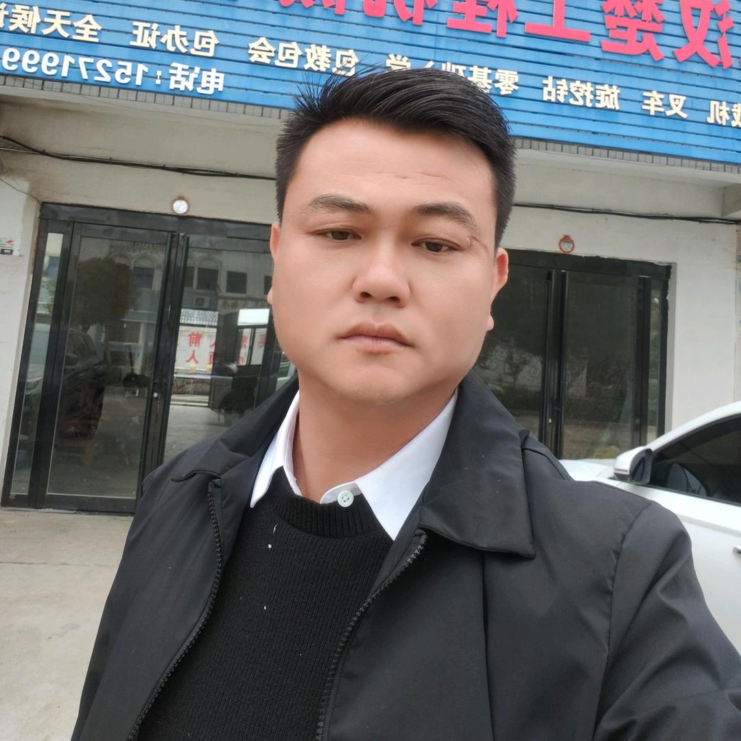 湖北枣阳挖掘机技术《东门吹挖》