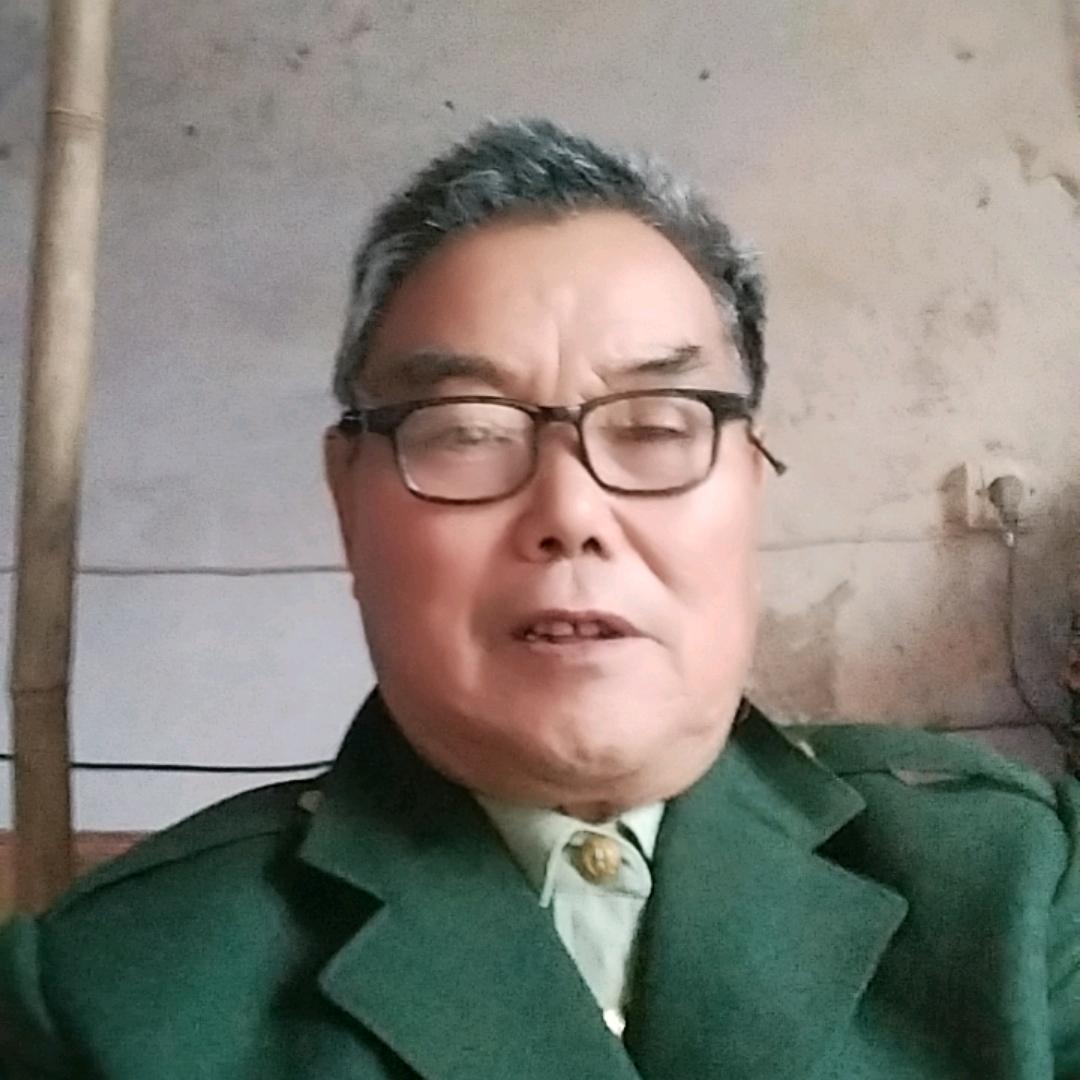 飞翔，，，。
