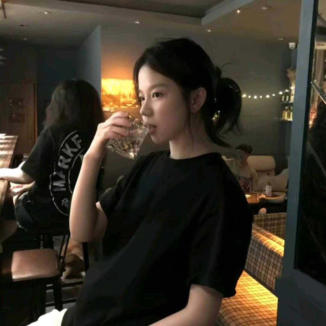 鲤鱼不蔓蔓