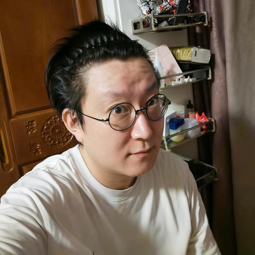 散漫的李摄生